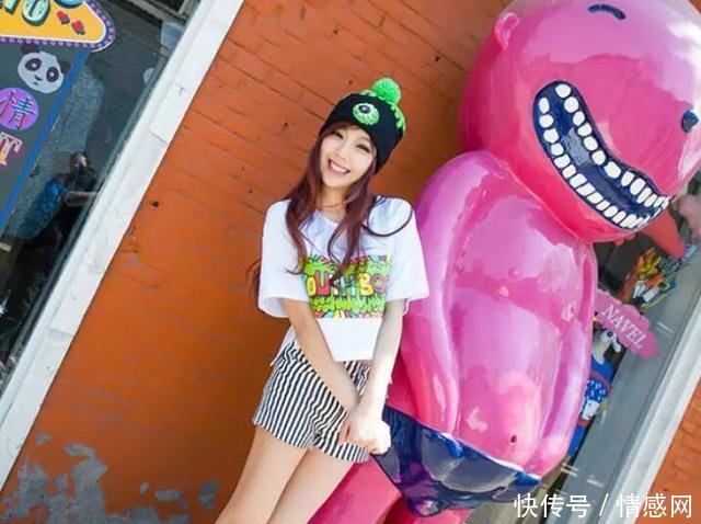 曾经的她是南方最美女神，之后脸胖嘟嘟，如今再瘦成美人，喜欢她