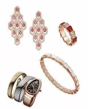 《延禧攻略》众位娘娘换下古装，乾隆会翻谁的牌?