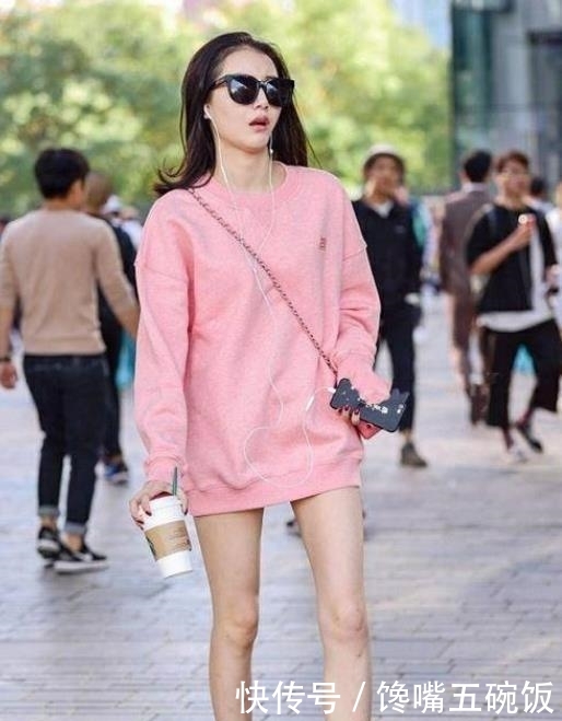 『穿着』美女街拍:身材曼妙的小姐姐,靓丽的穿着,秀出独特之美!
