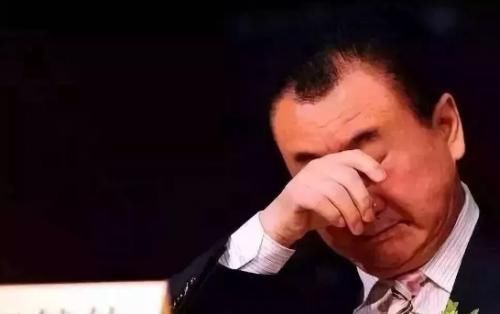 从首富到“首负”，王健林到底是怎么了