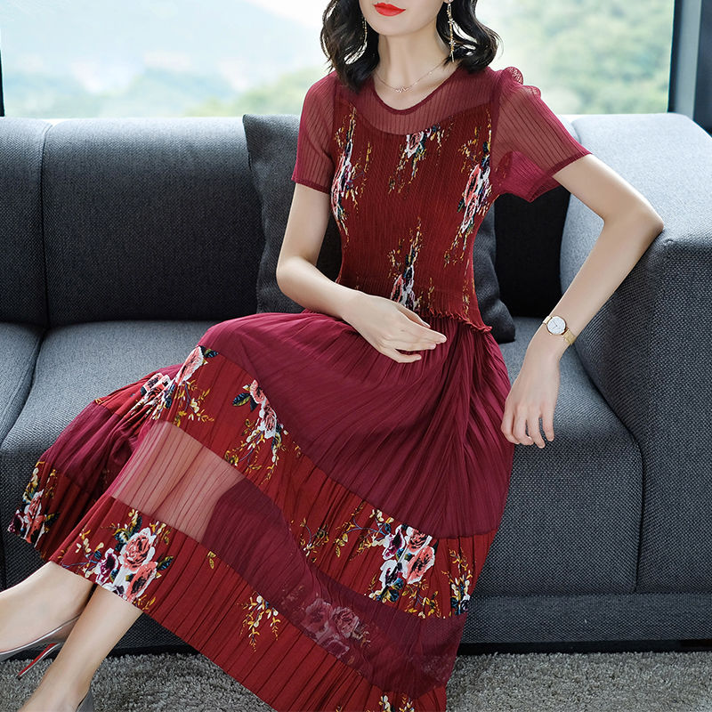 优雅时尚长裙，时尚名媛气质，还能遮肉，让你也轻松拥有小蛮腰