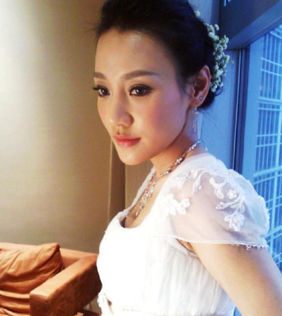 又一位明星意外去世,仅29岁,姚晨哭的晕了过去