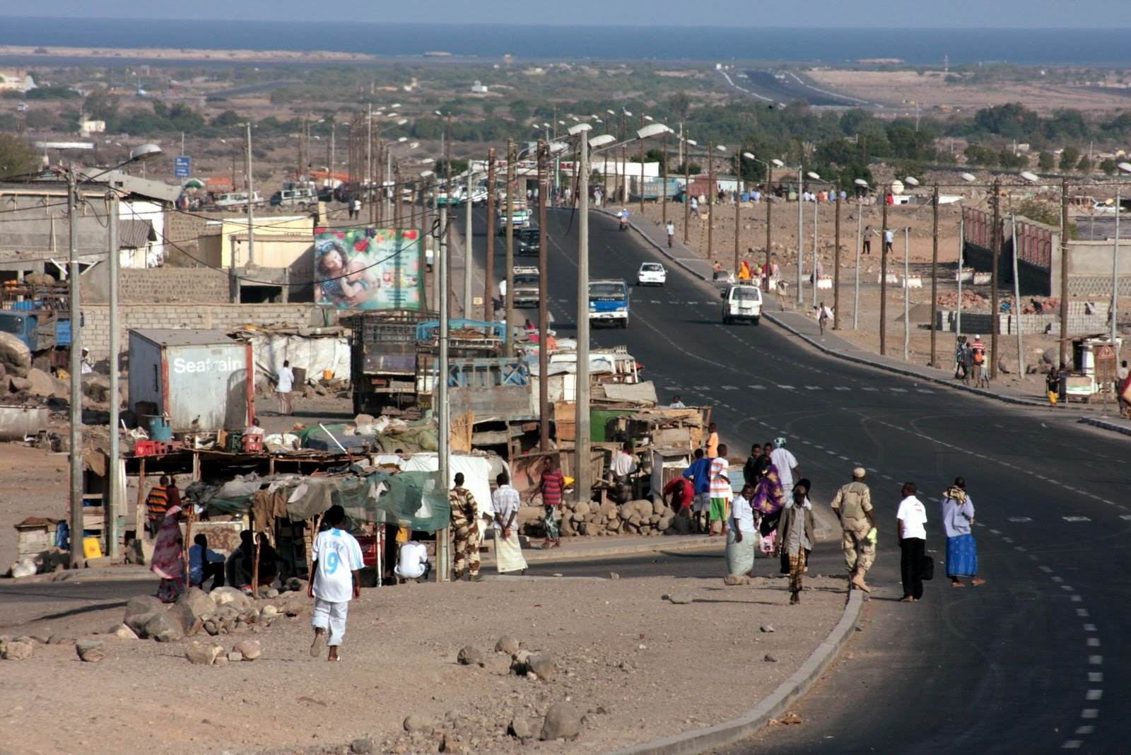世界最随便国家：9国在此设军事基地，外国军队比本国军队多28倍