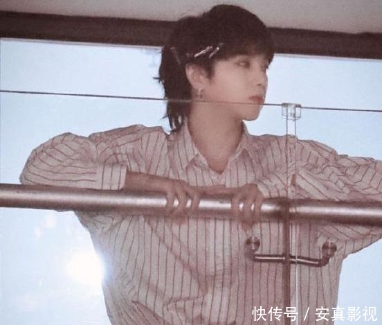  #穿直#别再穿直男格子装啦！跟明星学习如何穿搭，春季复工该这么穿~
