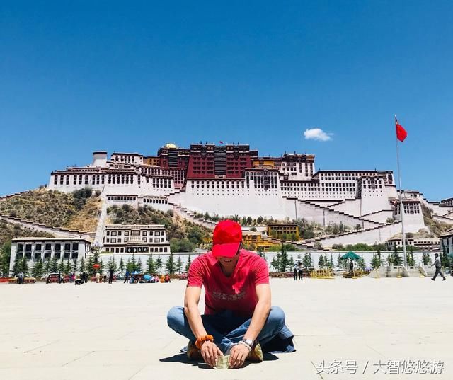 为什么去西藏旅游的人多而去新疆的人少