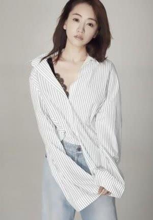 杨蓉简直是成“精”了,凭假裙子穿出超模范,这下杨幂都甘拜下风