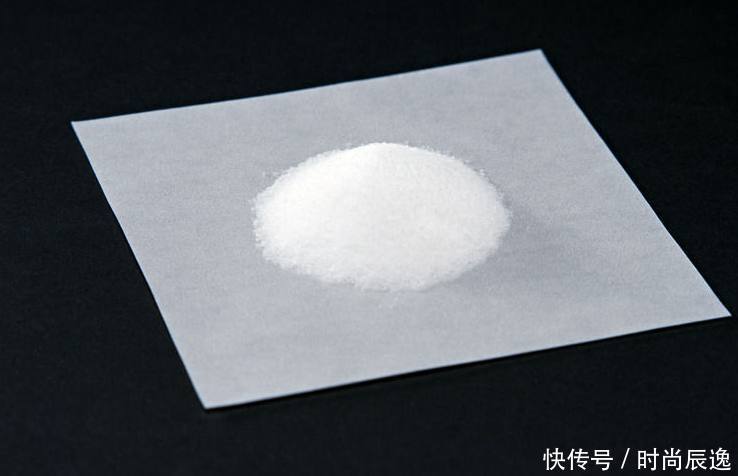 茶油加它,睡前擦脸,半月脸蛋满满胶原蛋白,斑点全部撵走