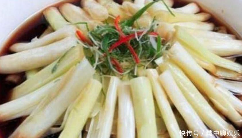 长在水里的香肠，有很强的药用价值，几十元一斤城里人抢着要