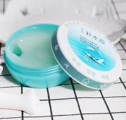  以说是非常：超市看到这5种护肤品，一定多买几样屯起来，以后不一定能买到