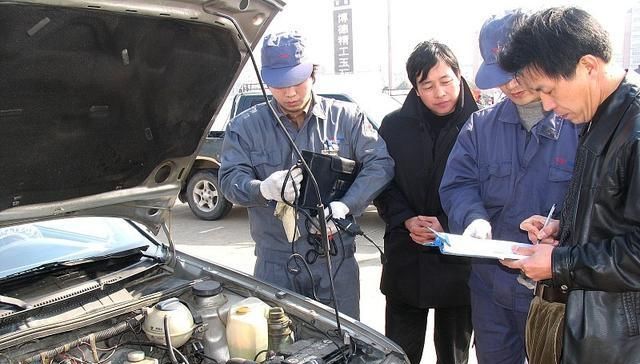  『要买车』为何有车一族，都劝年轻的打工族不要买车？来听听专家怎么说的