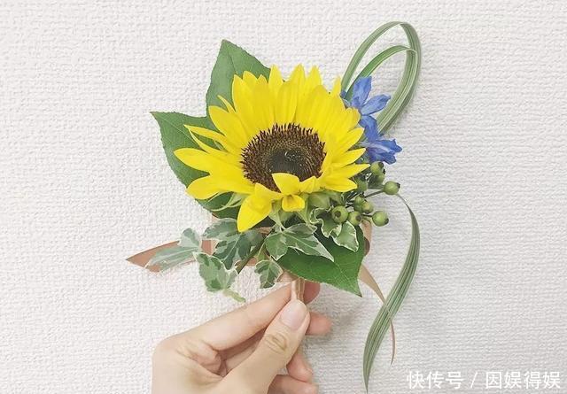 点击@精致胸花指南,创意搭配出色吸睛都在这里了,点击领取