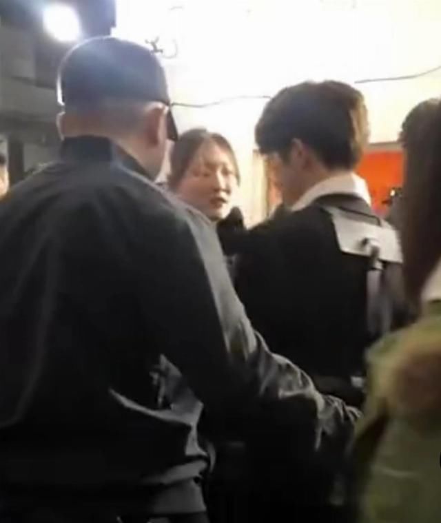 怎样才能当上明星