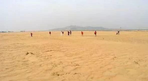  水域|都昌被鄱阳湖三面包围，为何有片大沙漠？