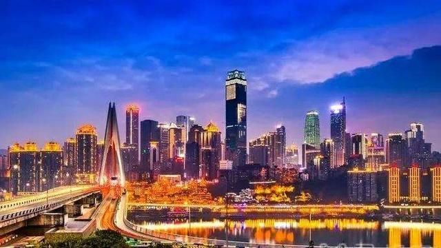 中国最繁华的“夜景城市”, 不是北京，不是上海，而是这座城市