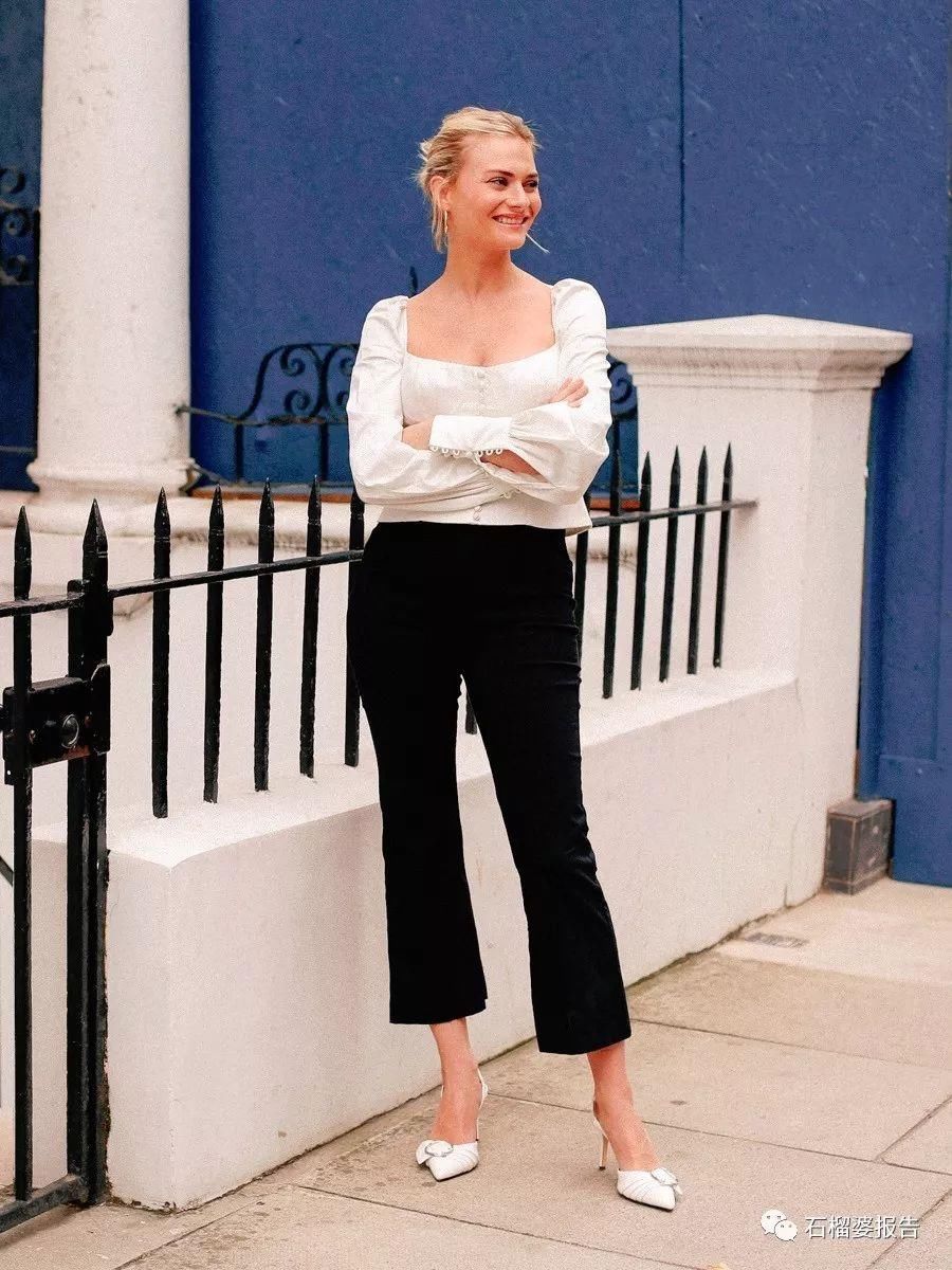 最近流行穿milkmaid上衣，甜美性感合二为一