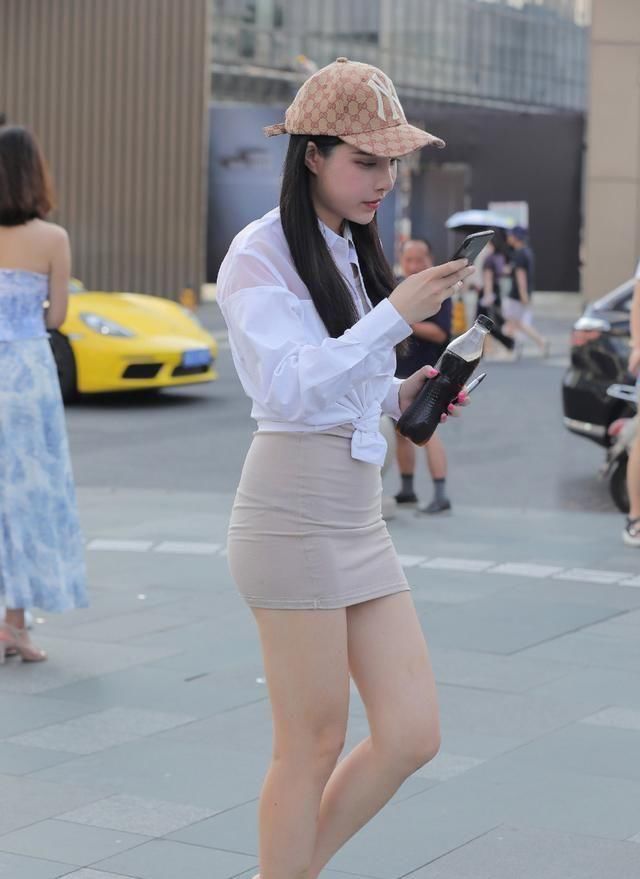 #显得#气质女生的夏日裙装穿搭,清凉减龄又防晒,值得借鉴