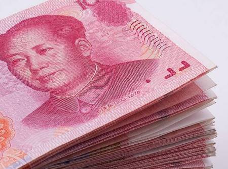 500万人民币存银行，一年利息能得多少钱？穷人和富人分别这样说