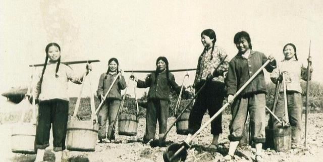 70年代老照片：让人怀念的生产队时期，每一张照片都充满了历史感
