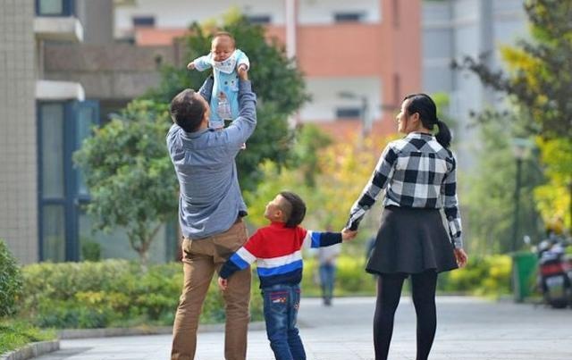 计划生育机构撤销，专家：如今鼓励生育比当初计划生育更难