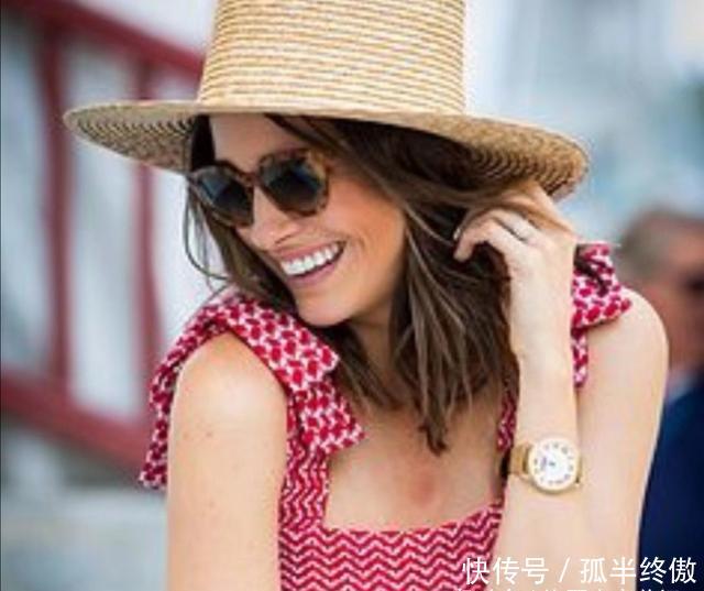 「女人」女人手腕上戴“表”还是“镯子”?代表着不同的品味,看你是哪种