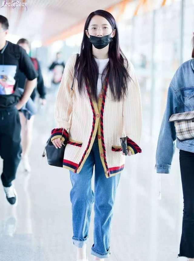  『清爽』精美女生的春天穿衣搭配，清爽显年轻，是心动的感觉啊