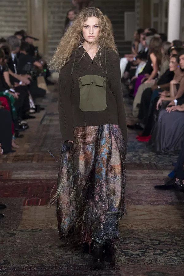 请来半个娱乐圈的Ralph Lauren大秀，到底有什么值得看?