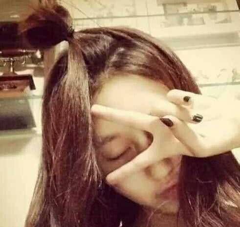 女生睡觉时头发的5种摆法,第4种最美!你是哪一种?