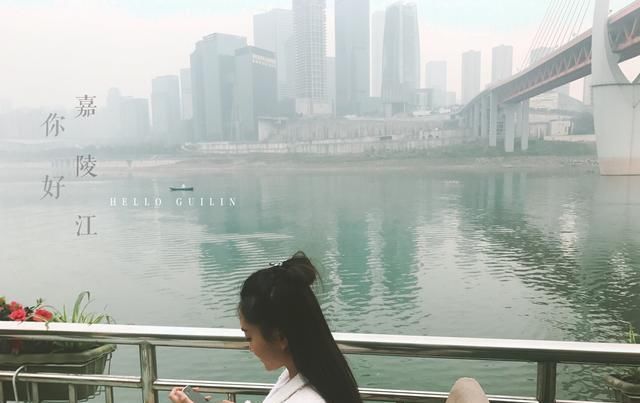 重庆，整座山只为火锅而存在