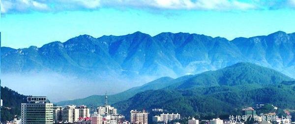 福建城市等级发生巨变, 厦门和福州节节败退, 三城被贬为四线城市