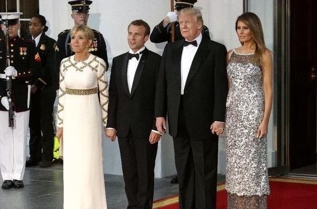 65岁布丽吉特，48岁梅拉尼娅，同是第一夫人，视觉效果真的不一样