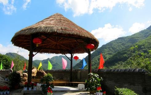 这个地方因为赵本山而为人熟知，如今一切都变了样，已是面目全非