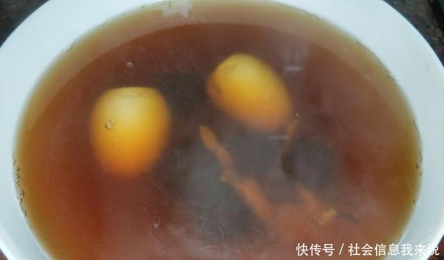  「漂亮」女人每天喝点“它”，补血养颜，皮肤白里透红，气色好，素颜都美！