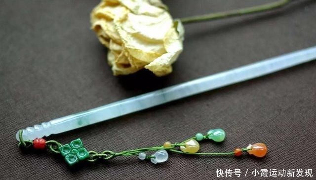  饰品■「3.8节」女人为什么对翡翠饰品情有独钟？