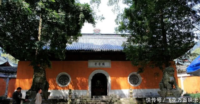 我国香火“最”旺的寺庙,不收取门票费,吃一顿饭只需要两块钱