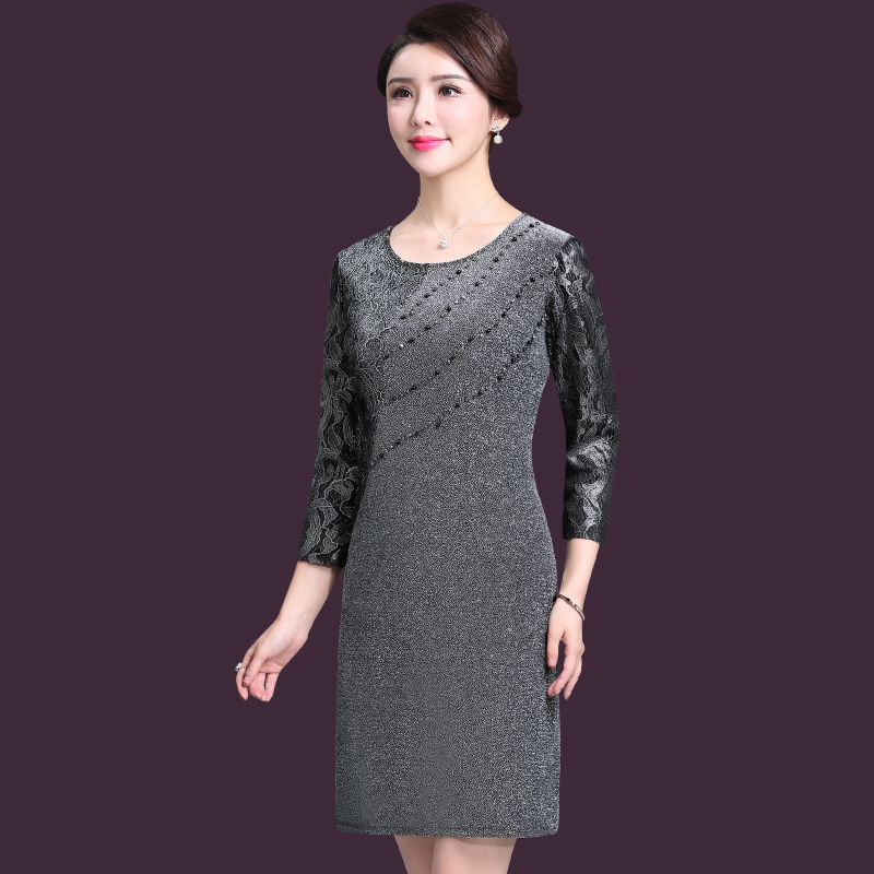 足足盼了7天，才等到这“绒”秋裙!一件顶十件真丝，美得入心坎