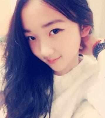 你一定没见过00后小学生化妆，你还在素颜吗?逆!天!了!