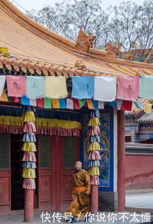 呼和浩特大召寺，最“喧闹” 的寺庙，四百年前康熙把它当作家庙