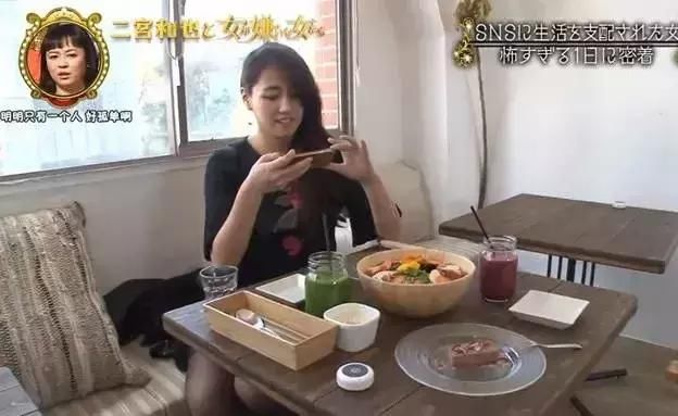 300万粉 or 查无此人？你关注的网红可以假到什么程度？