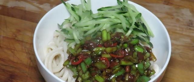  『我家』学会面条的做法，我家一周吃5次，面条劲道，真好吃