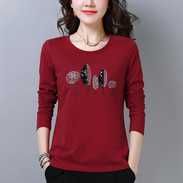 女人再漂亮，去年的衣服也别穿，60元T恤买几件，天天美不一样