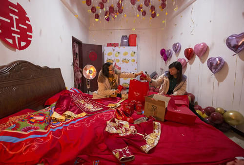  「女硕士」农村小伙乘坐高铁，30元娶回家漂亮女硕士