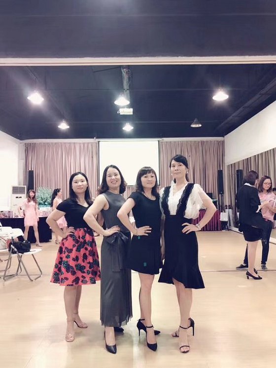 举止美+形态美，净心源携手慧雅荟打造优雅知性女神