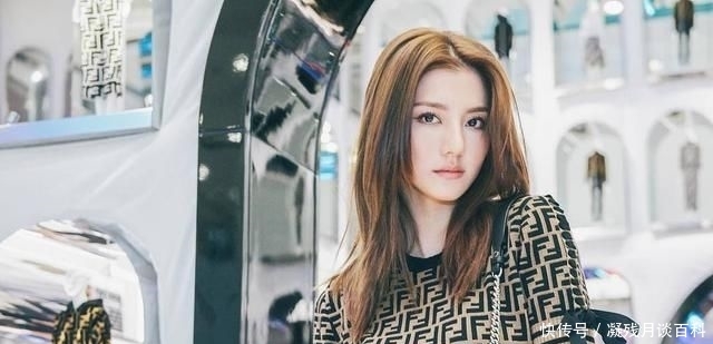  『拒绝』吴千语拒绝恭喜旧爱林峰与张馨月结婚，与富三代低调复合