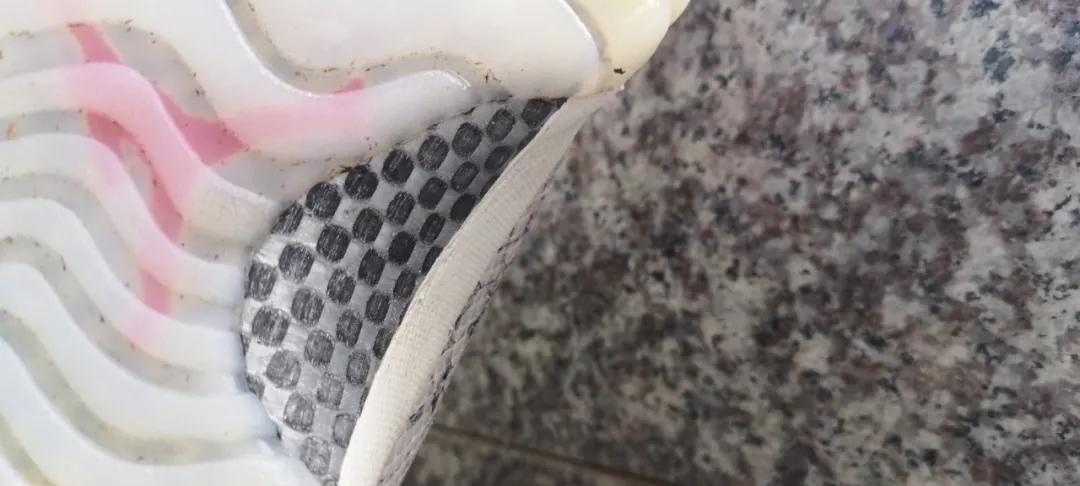 『AJ11』AJ11白蛇low开箱测评：出色的质感！