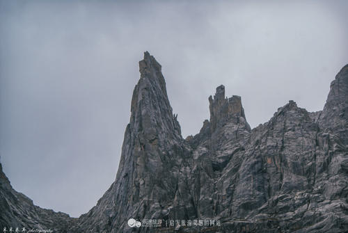 大自然的鬼斧神工 莲宝叶则 山之铿锵
