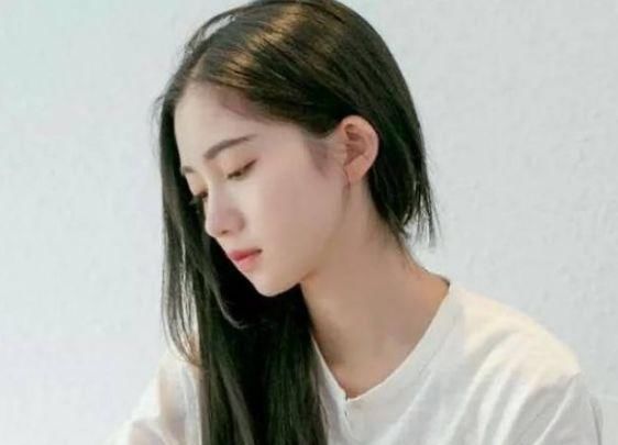  『天生』女生脸上有这3个标志，属于天生“带妆脸”！不化妆也很显气质！