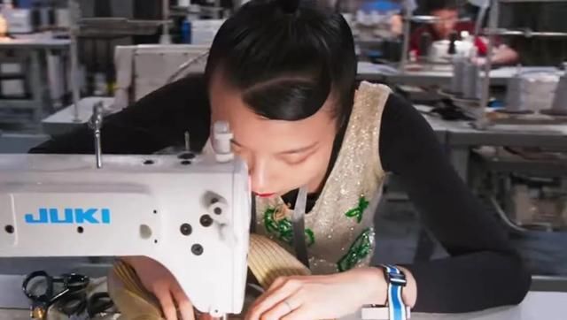 毕业设计:周董买下她毕业设计,千玺是她“代言人”,这个90后设计师凭什么