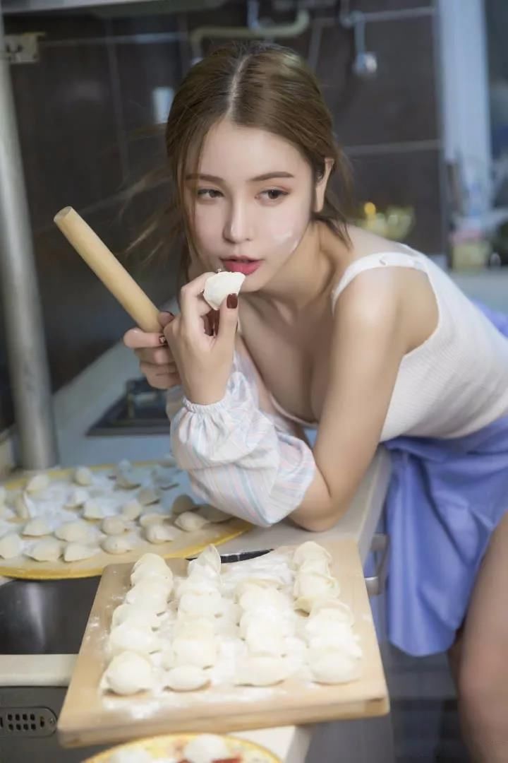 上得厅堂 下得厨房 纯天然美女 娶到是福气啊