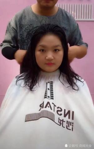 大脸妹觉得自己的发型太丑了，换个发型之后变得像个洋娃娃一样