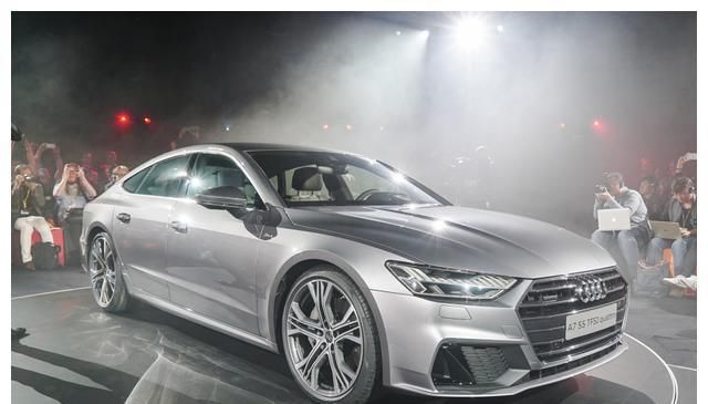  #压发动机#奥迪A7停产3.0车型后，是打算卖外壳吗？60万买个A6L香得多